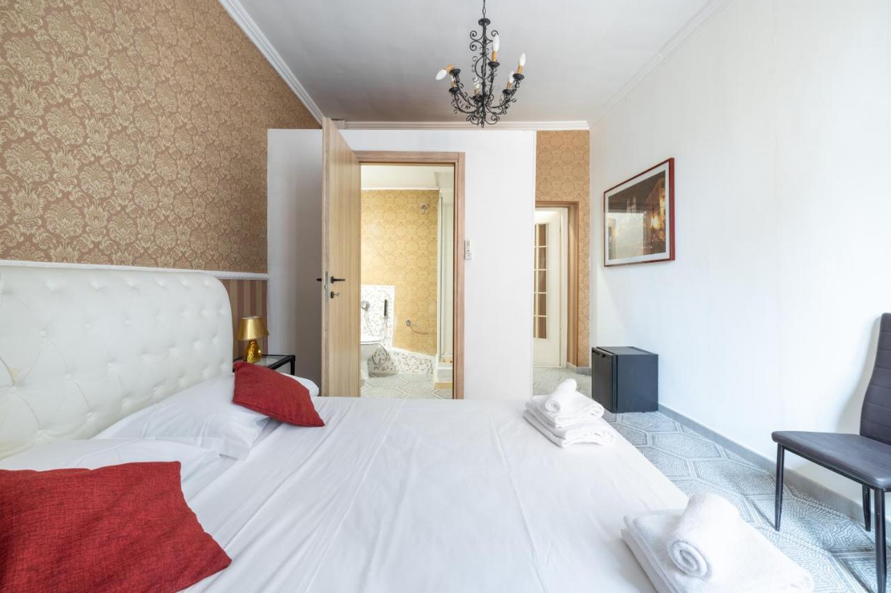 Piazza Di Spagna 5 Stelle Parlamento Room Рим Экстерьер фото